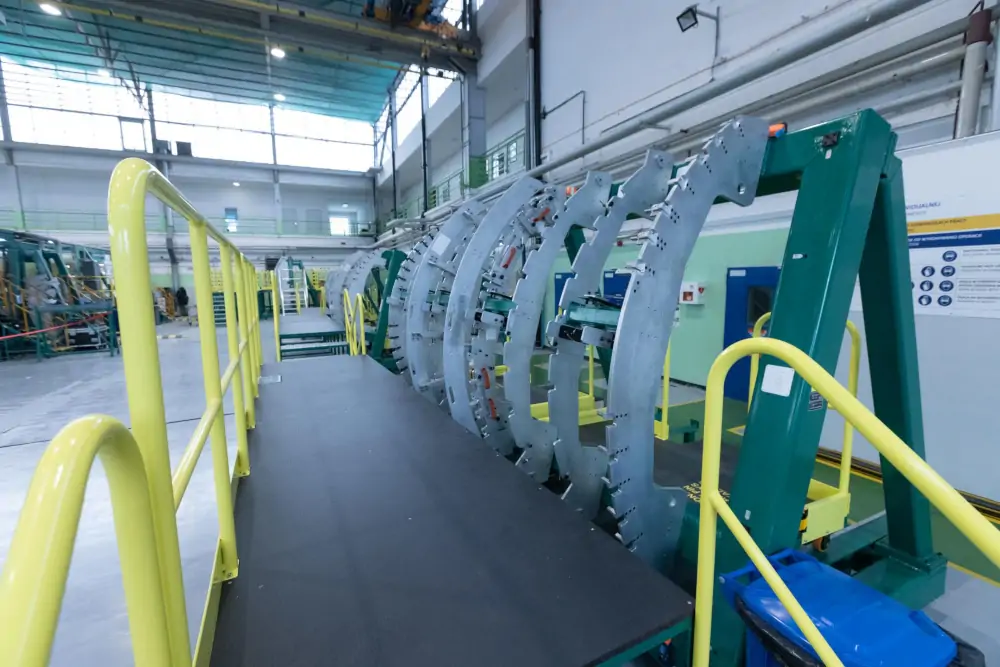 Airbus Poland zaczął produkcję elementów do centralnej sekcji kadłuba samolotu C295M