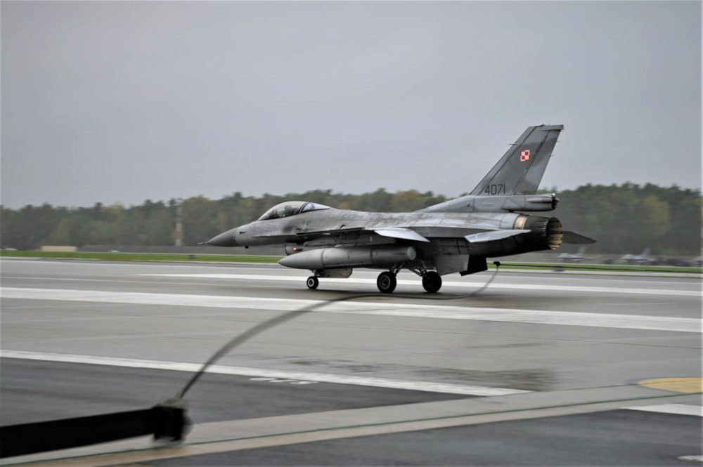 Ćwiczenia z udziałem F-16 - Foto: 32.BLT - por. Marek Sobieraj