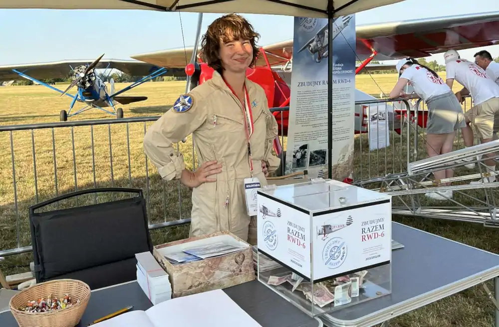 Zbiórka na RWD-6 podczas jednej z imprez lotniczych