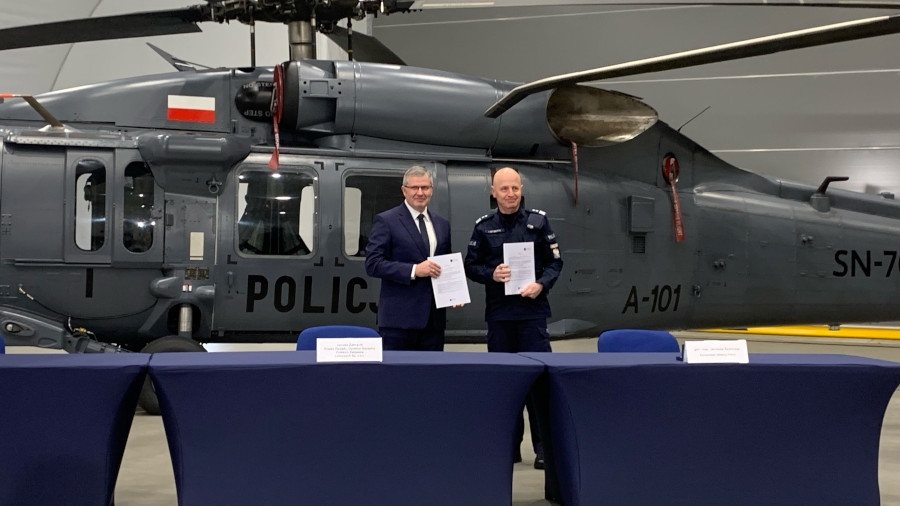 Podpisanie kontraktu na dwa śmigłowce S-70i Black Hawk dla polskiej Policji - Foto: Materiały prasowe