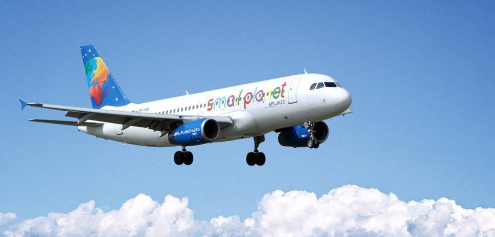 Źródło zdjęcia: Small Planet Airlines -