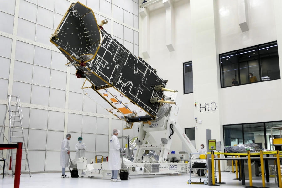 Po dostarczeniu ogromnej struktury można rozpocząć prace nad pierwszym satelitą meteorologicznym MetOp SG-B. - Foto: Airbus / M. Pikelj