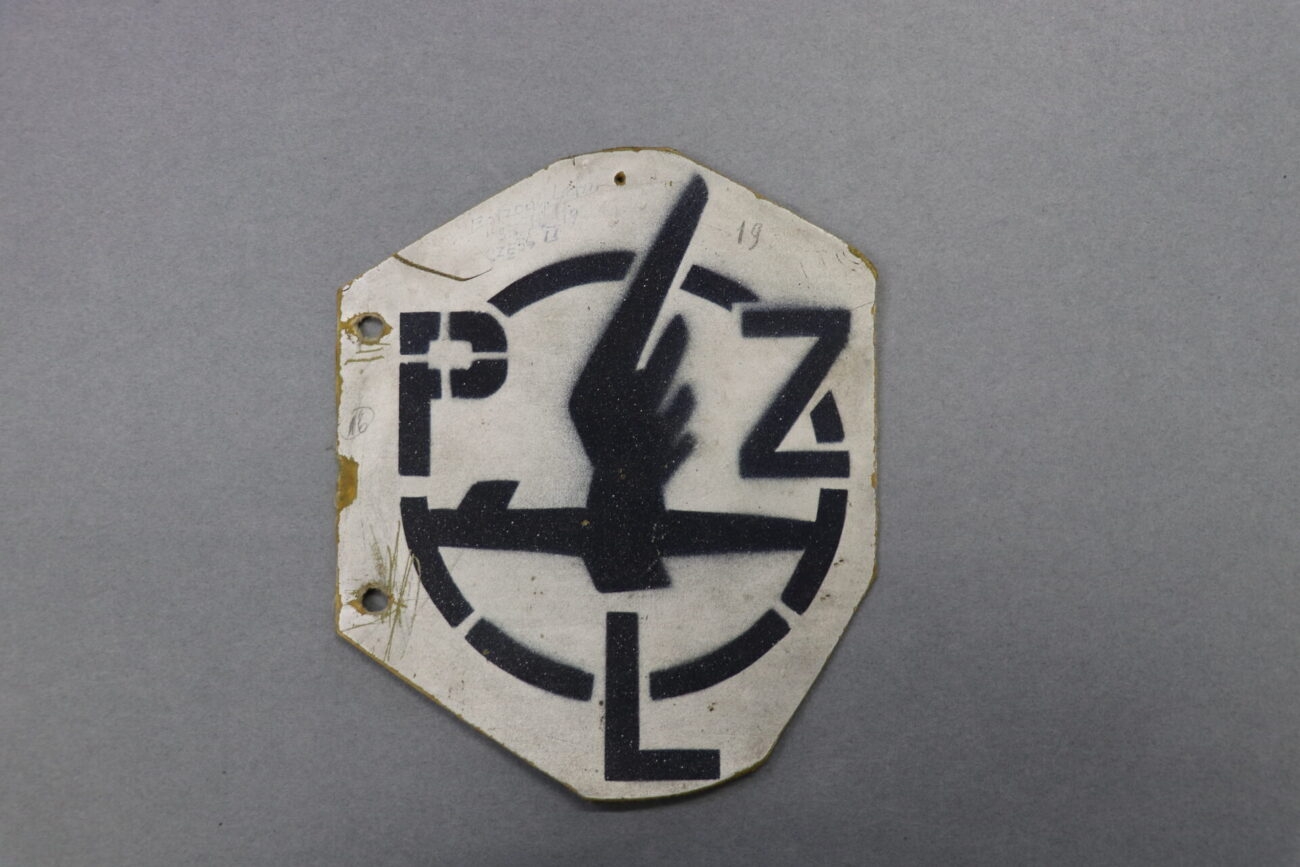 Element poszycia płatowca PZL S -1 przekazana do Muzeum Sił Powietrznych - Foto: MSP