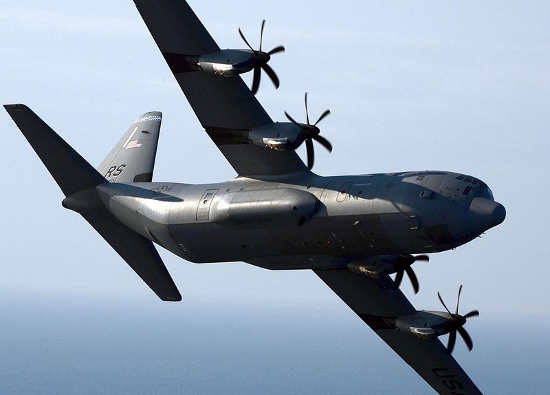 Zdjęcia poglądowe: Źródło - By US Air Force from USA (C-130J Super Hercules) [Public domain], via Wikimedia Commons - 