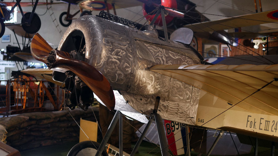 Fokker z muzeum w San Diego - obudowa silnika