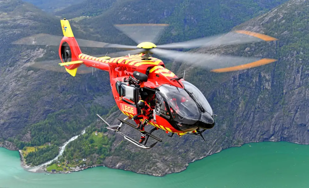 Norwegian Air Ambulance kontynuuje modernizację floty z Airbusami H145
