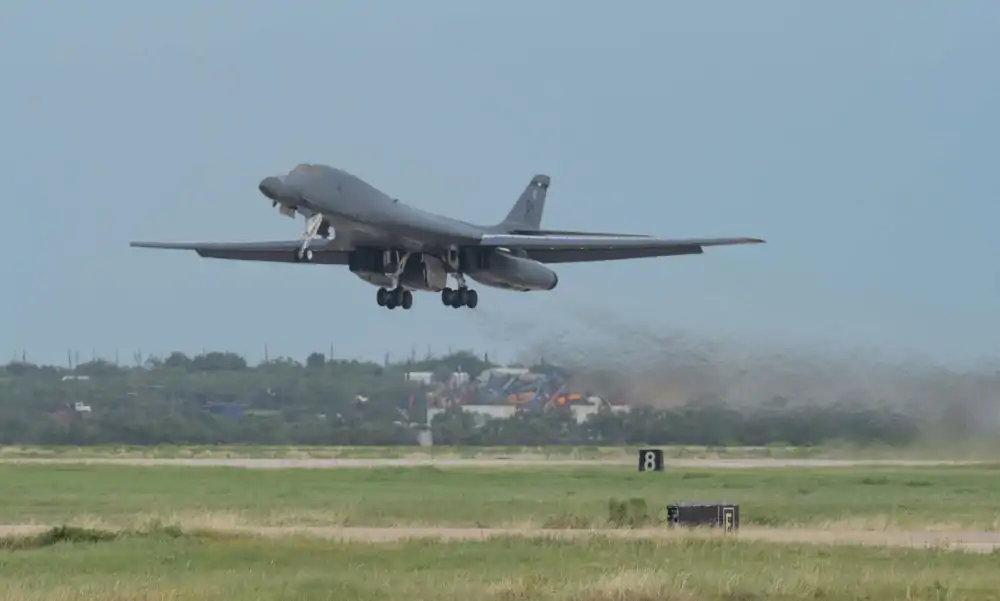 B-1B Lancer startuje z Dyess Air Force Base w Teksasie