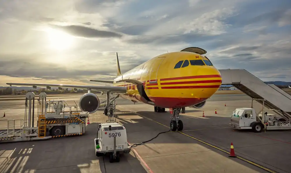 B767 DHL