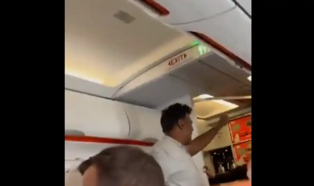 Incydent na pokładzie samolotu easyjet