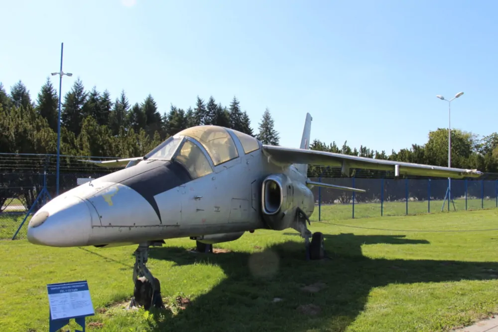 PZL I-22 M-91 IRYDA, NR. BOCZNY 104