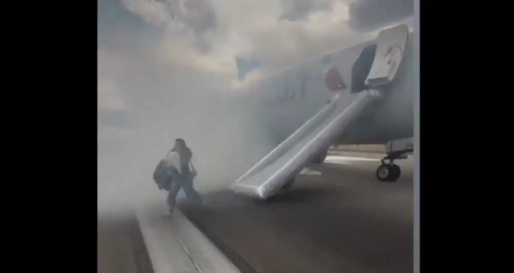 Pożar podwozia 737 MAX 8 na starcie w Denver – ewakuacja lotu AA3023