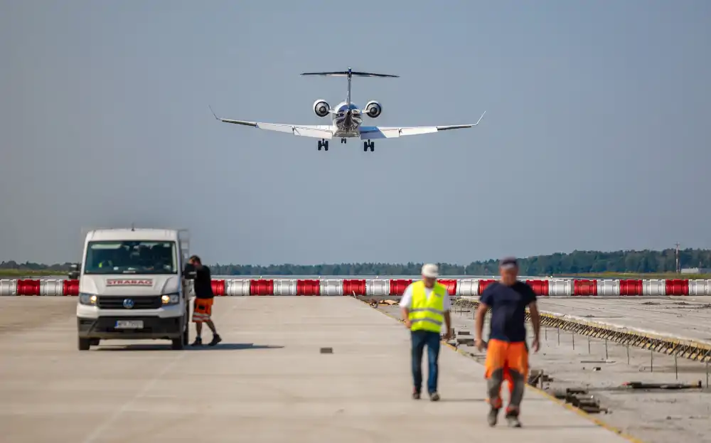 Rzeszów-Jasionka modernizuje pas startowy w ramach programu CEF