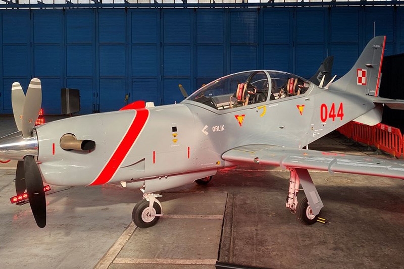 Zmodernizowane samoloty szkoleniowe PZL-130 Orlik trafiły do 42 Bazy Lotnictwa Szkolnego - Foto: Airbus Polska