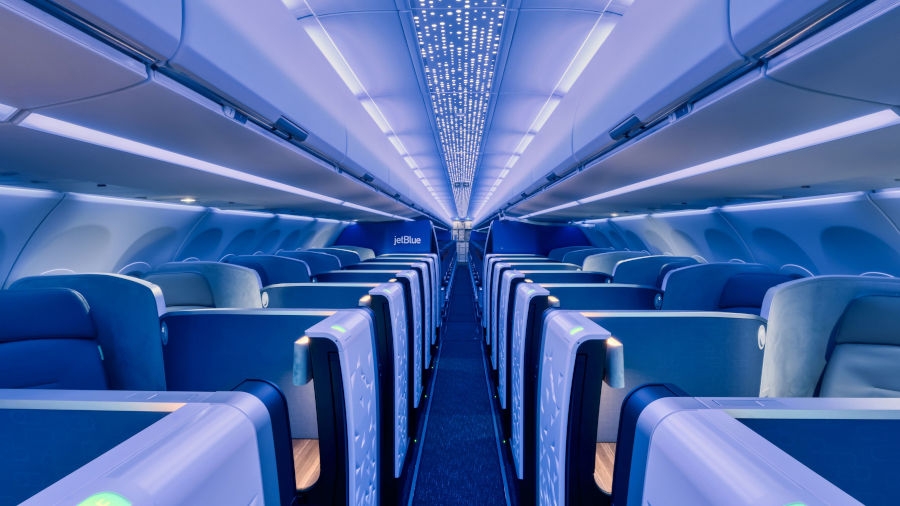 Linie JetBlue odebrały samolot A321LR z pierwszą kabiną pasażerską w standardzie Airspace. - Foto: Airbus