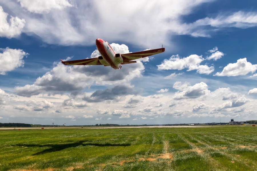 Trwa intensywne szkolenie lotnicze przyszłych pilotów wojskowych. - Foto: Marcin Parzyński