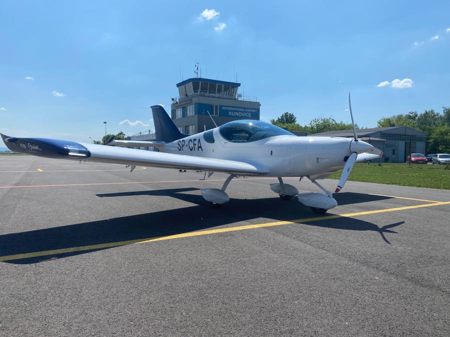 Nowy samolot PS-28N Cruiser dla Goldwings Flight Academy. - Foto: GB Aircraft