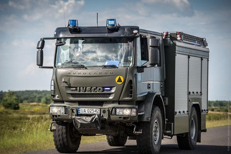 Polskie wojskowe bazy lotnicze otrzymają nowe wozy ratowniczo-gaśnicze. - Foto: st. chor. sztab. mar. Arkadiusz Dwulatek / Combat Camera DO RSZ
