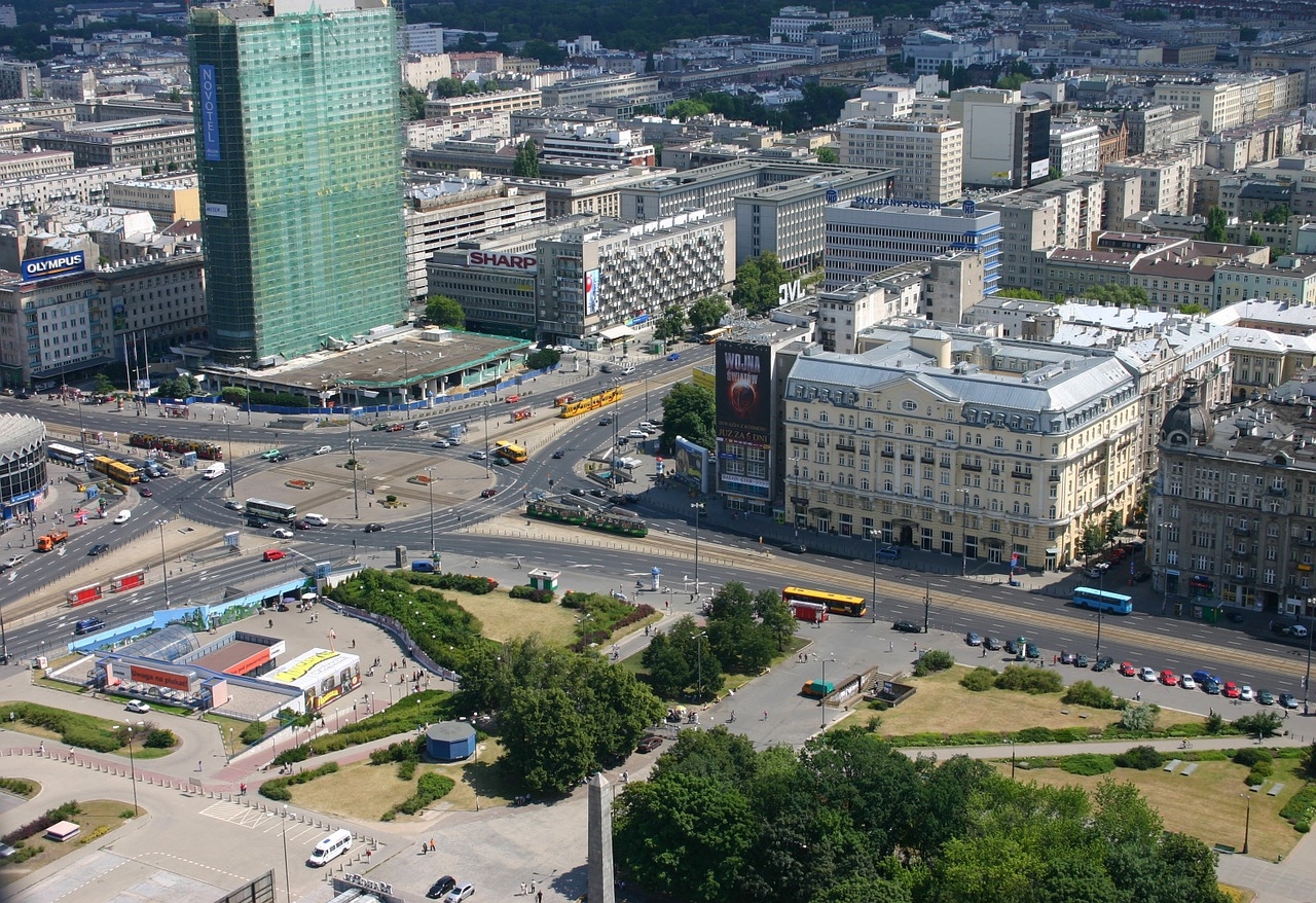 Pozyskane zdjęcia oraz opracowany na ich podstawie fotoplan wzbogaci zasoby Centralnej Bazy Danych Przestrzennych m.st. Warszawy. - Foto: Pixabay.com / Pixabay License