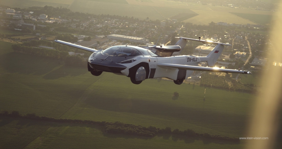 AirCar Prototype 1 - pierwszy latający samochód, który może zmienić oblicze lotnictwa ... i motoryzacji. - Foto: Klein Vision
