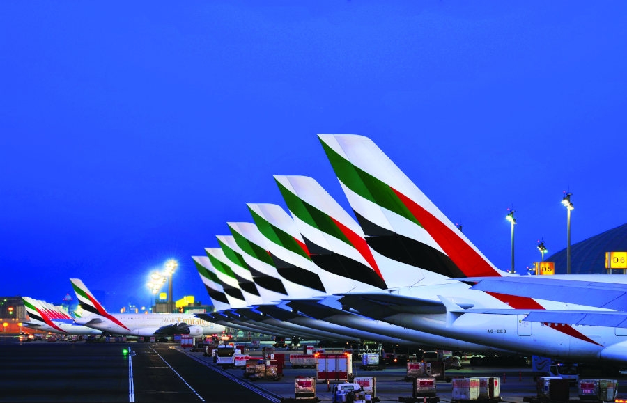 Flota linii Emirates składa się z 270 szerokokadłubowych maszyn, w tym 12 samolotów towarowych, i należy do najmłodszych w przestworzach. Obecnie linie Emirates oczekują na dostawę 214 samolotów. - Foto: Emirates