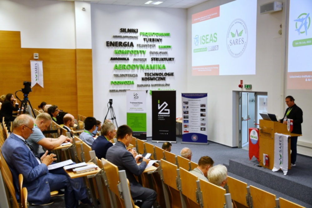 Międzynarodowa konferencja ISEAS-23. Temat: Elektryfikacja samolotów - Foto: Łukasiewicz  Instytucie Lotnictwa
