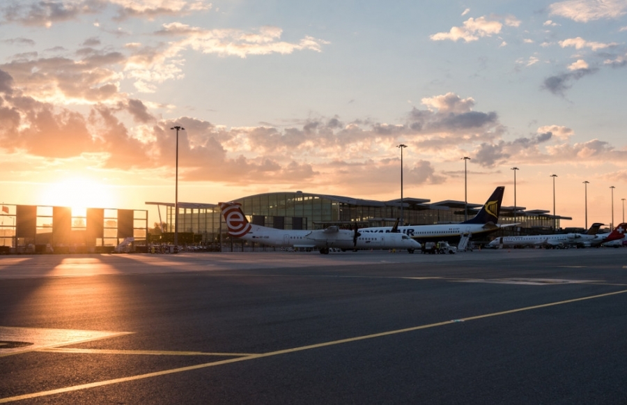 Port Lotniczy Wrocław to jedno z największych i najważniejszych lotnisk w Polsce. W roku 2018 obsłużył ponad 3,3 mln pasażerów. - Foto: Wrocław Airport