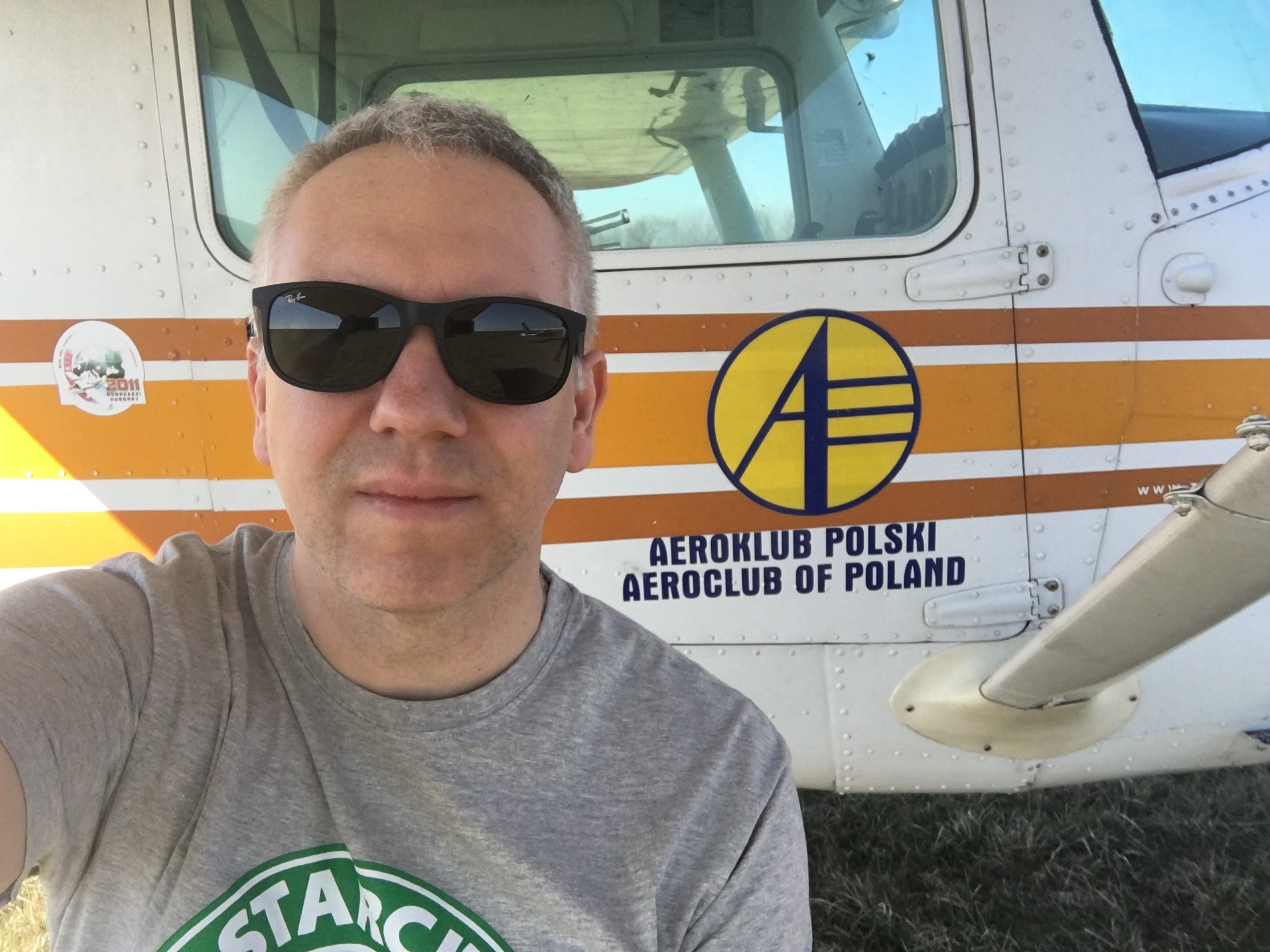 Maciej Stroiński ma licencję PPL (A) i jak zapowiada, planuje w tym roku dołączyć do grona pilotów rywalizujących w lataniu precyzyjnym. - 