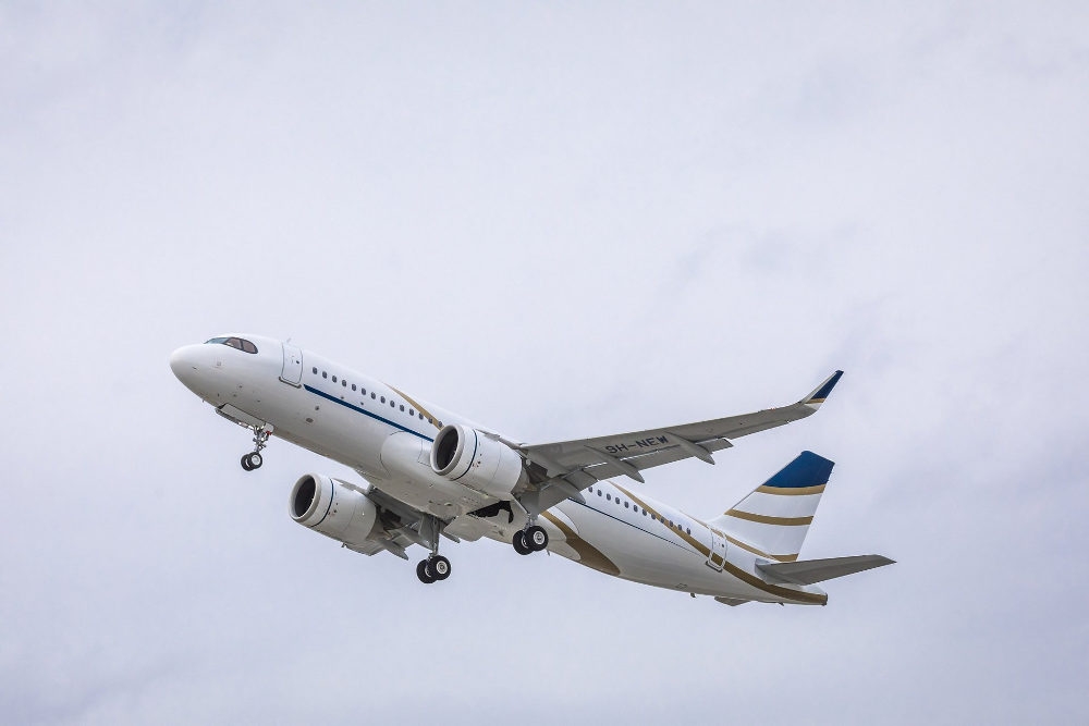 Comlux odebrał pierwszy z trzech samolotów ACJ320neo. - Foto: Airbus