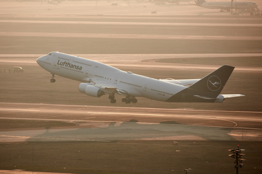 lufthansa malowanie nowe