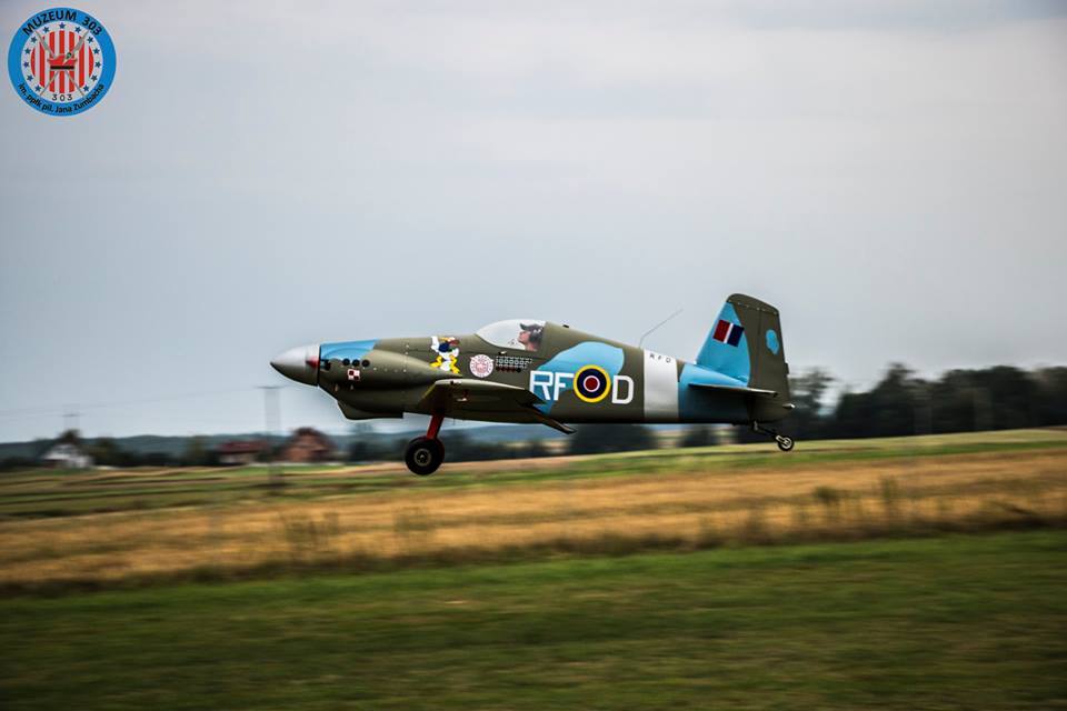 mustang midget dywizjon 303 noc w ilot